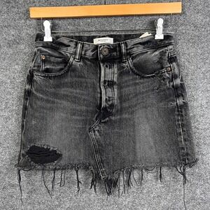 MOUSSY Vintage Denim Skirt Women's 28 Gray Black‎ Distressed Frayed Hem Mini